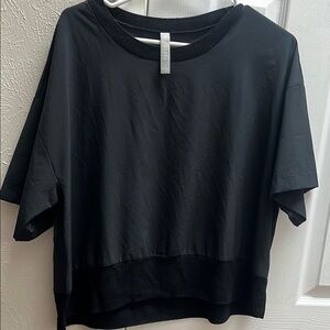 Athleta Black Boxy Short Sleeve T-Shirt